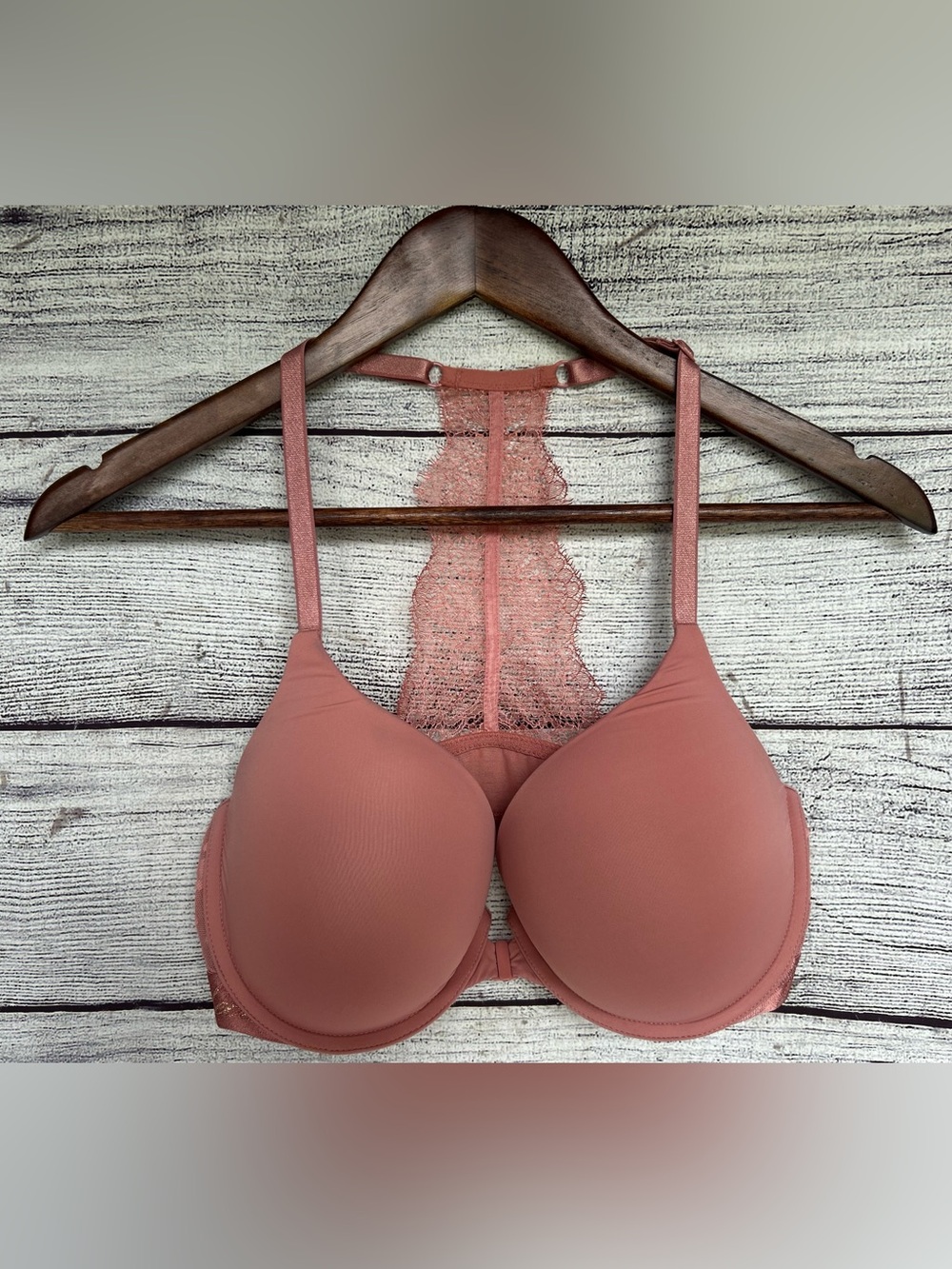 Victoria’s Secret lace back push-up front clasp bra coral pink size 32DDD